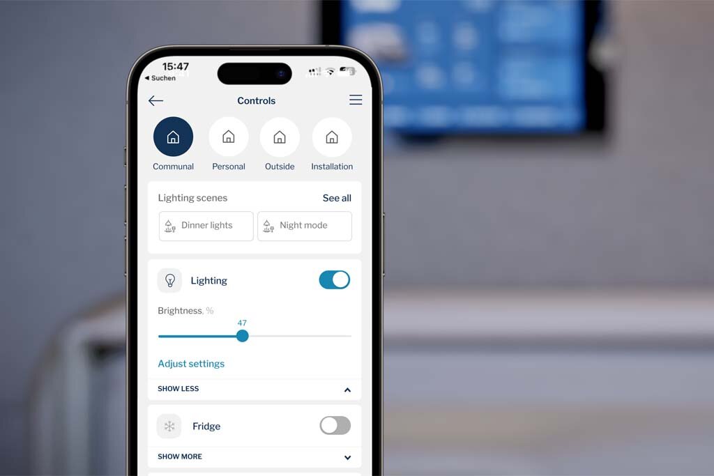 HYMER Connect-appen visar fordonsinformation och erbjuder inställningsmöjligheter på smarttelefonen.