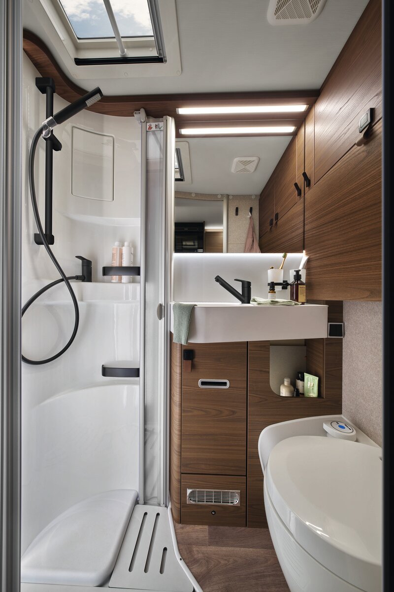 The matt black fittings in the bathroom make showering in the morning an even more pleasurable experience.